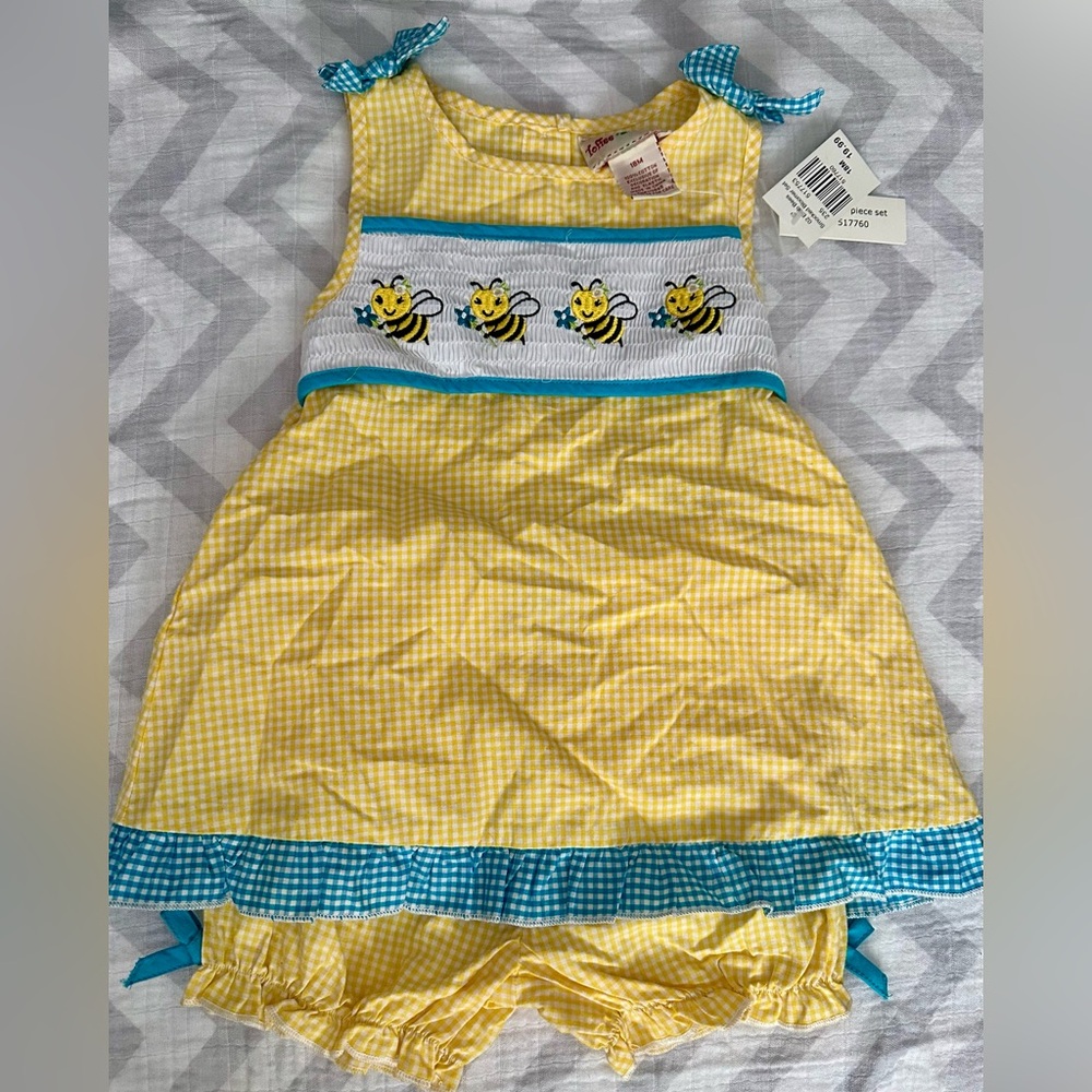 Girls Toffee Apple 18 Months Yellow Gingham Smocked Bumble Bee 2-Pc Outfit NWT